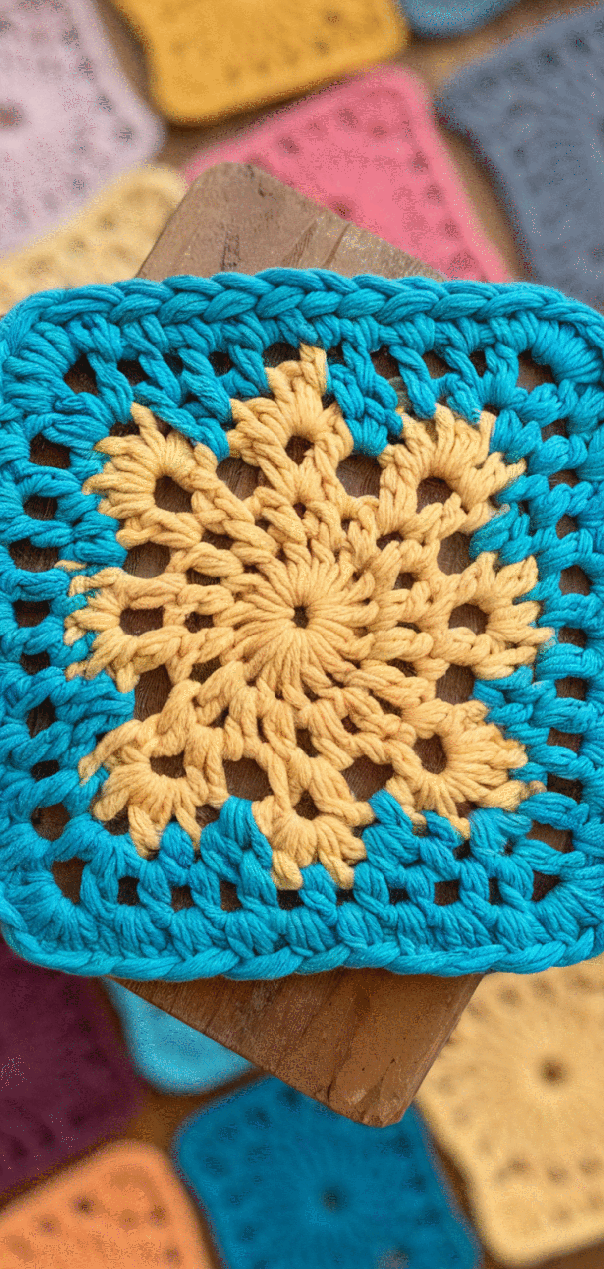 12 Creative Sunburst Granny Square Ideas